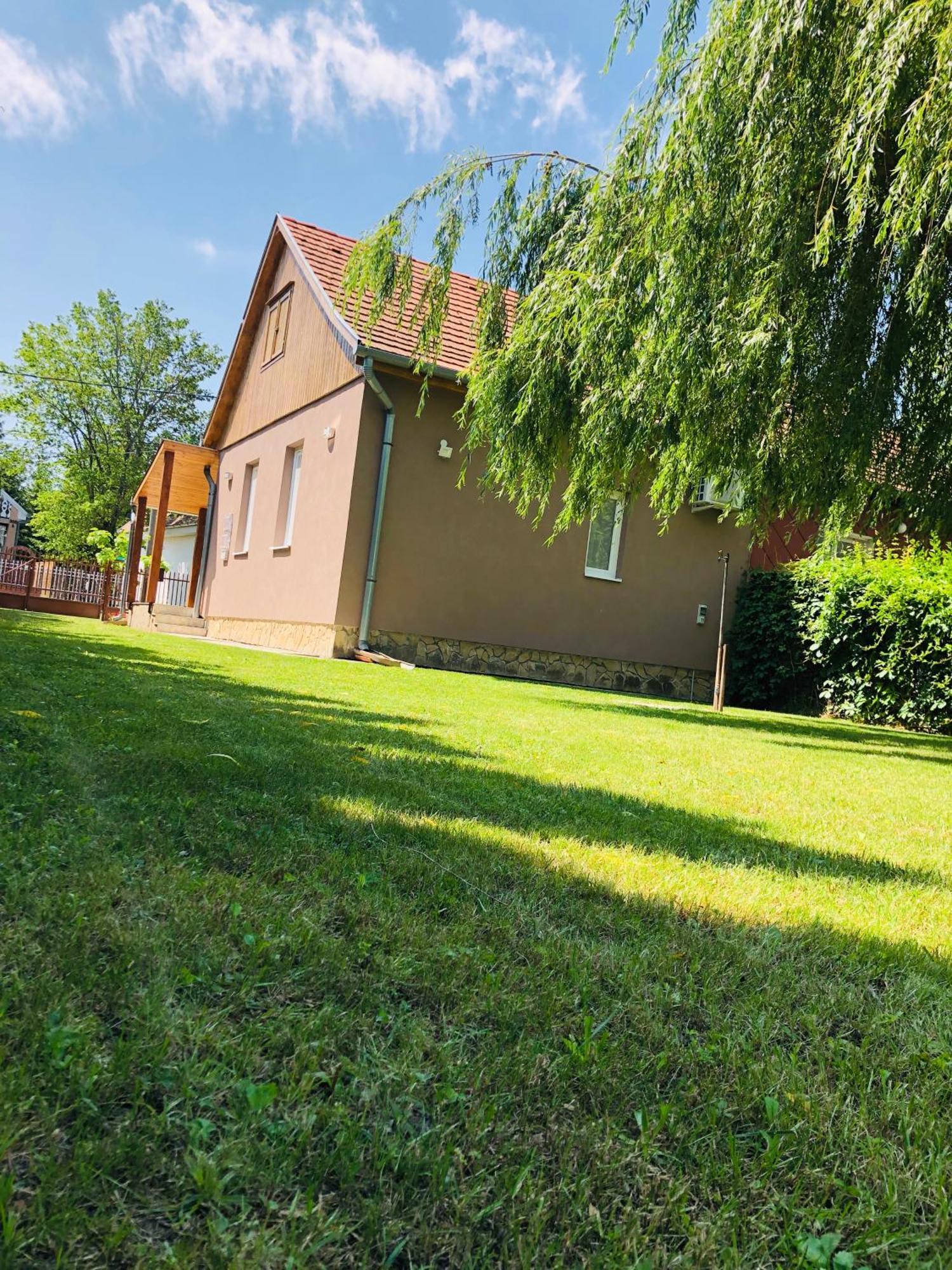Vadszolo Apartman Balatonmáriafürdő Екстериор снимка